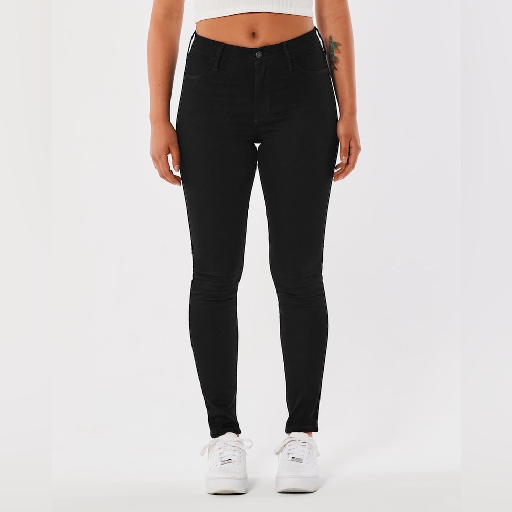 NWT Hollister High-Rise Black Jeggings